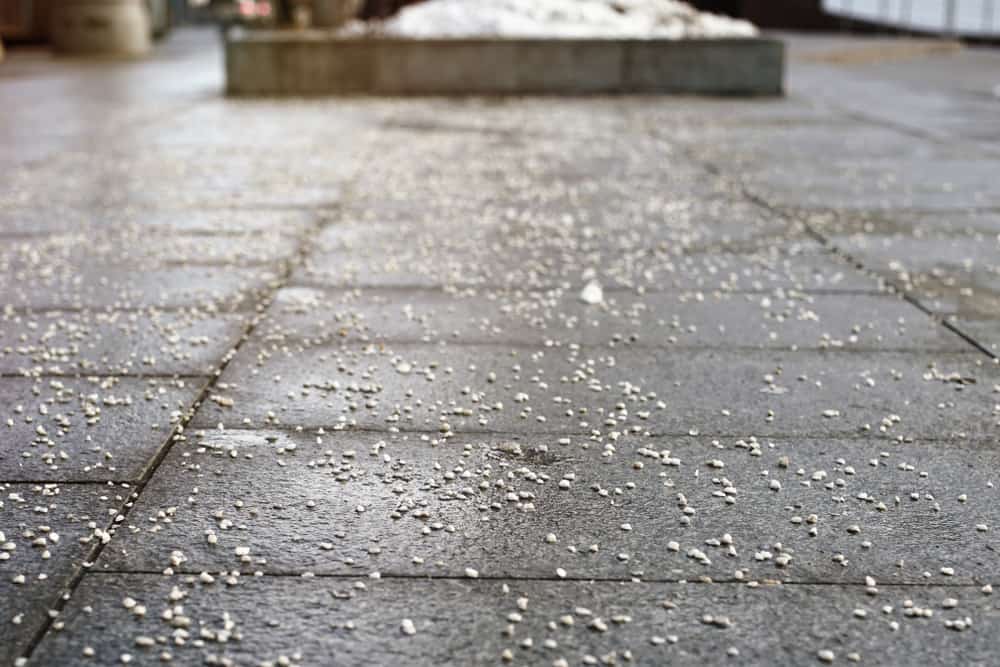 walkway de-iced with ice melt Snow Removal Company